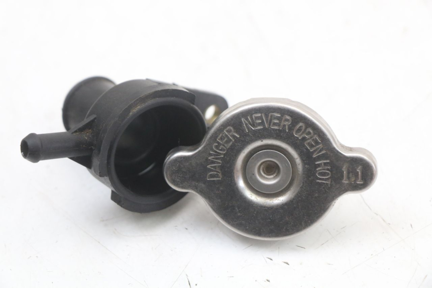 photo de KÜHLERDECKEL HYTRACK HY S 4X4 410 (2013 - 2016) - Hauptansicht