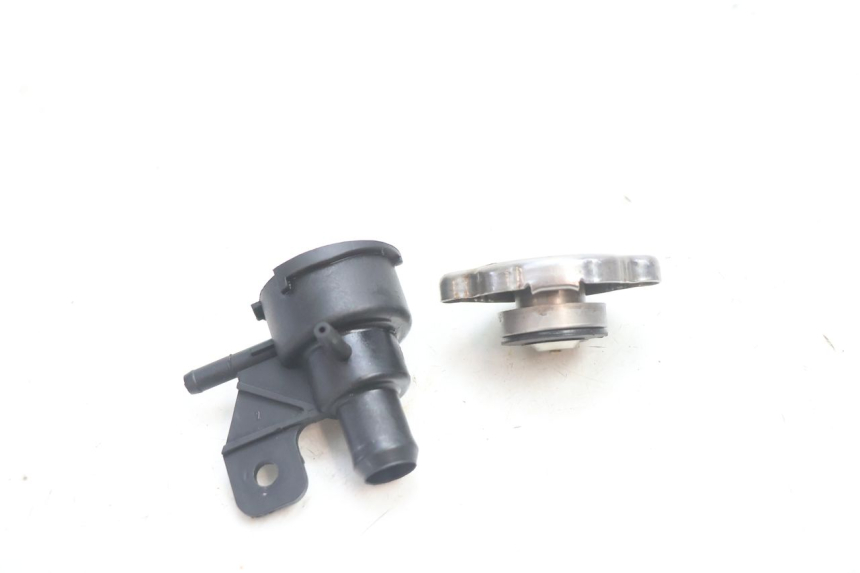 photo de KÜHLERDECKEL KYMCO MXU R 250 (2004 - 2010) - Technische Nahaufnahme