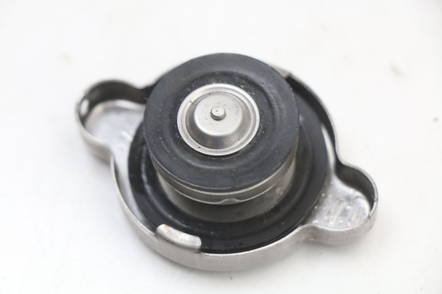 photo de KÜHLERDECKEL KAWASAKI NINJA 400 (2018 - 2023) - Zoom auf Gebrauchszustand