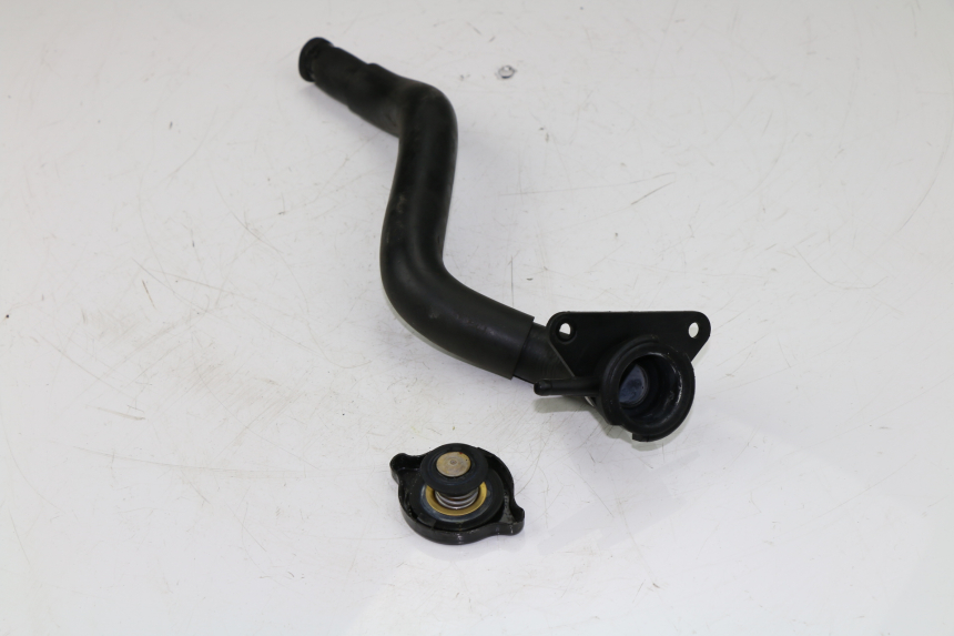photo de KÜHLERDECKEL SUZUKI UH BURGMAN 125 (2002 - 2006) - Oberflächenzustand und Material