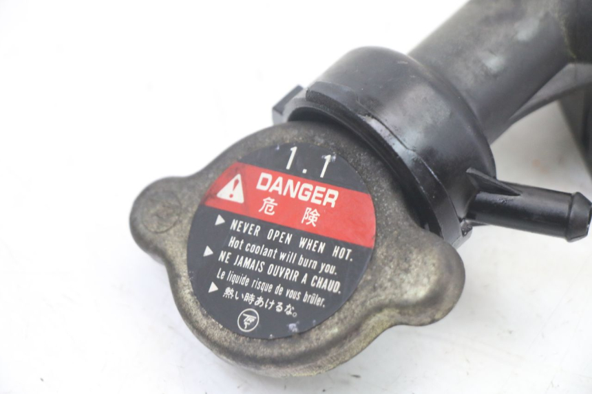 photo de KÜHLERDECKEL HONDA VT C2 SHADOW 750 (1997 - 2001) - Zoom auf Gebrauchszustand