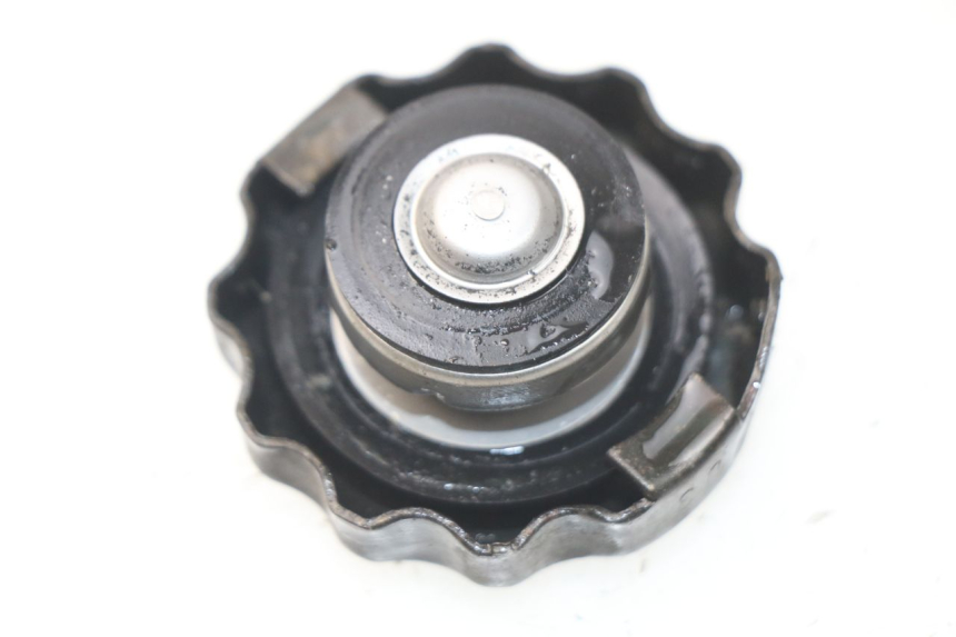 photo de KÜHLERDECKEL HONDA XLV VARADERO 125 (2000 - 2006) - Detailansicht des Bauteils