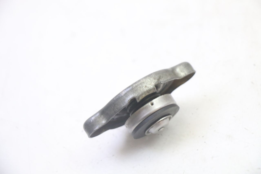 photo de KÜHLERDECKEL YAMAHA YZ 125 (1998 - 2005) - Detailansicht des Bauteils