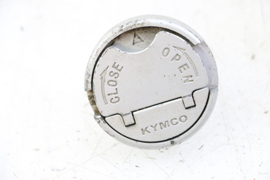 photo de TANKDECKEL KRAFTSTOFF KYMCO AGILITY 4T 50 (2018 - 2022) - Zoom auf Gebrauchszustand