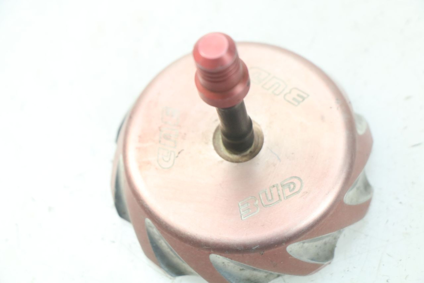 photo de TANKDECKEL HONDA CRF CR-F 450 (2005 - 2008) - Detailansicht des Bauteils