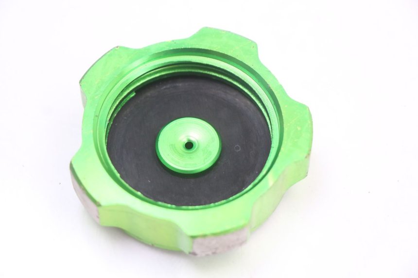 photo de TANKDECKEL KRAFTSTOFF CCR DIRT BIKE 125 - Zoom auf Gebrauchszustand