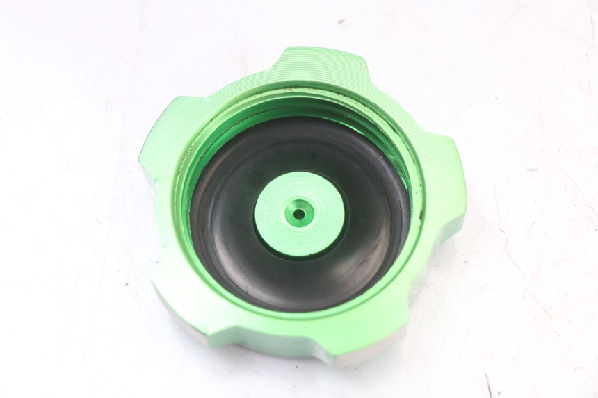 photo de TANKDECKEL KRAFTSTOFF CCR DIRT BIKE 125 - Zoom auf Gebrauchszustand