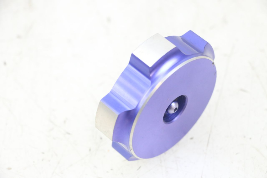 photo de TANKDECKEL KRAFTSTOFF CCR DIRT BIKE 125 - Zoom auf Gebrauchszustand