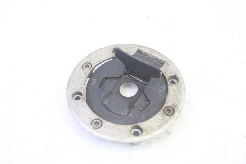 photo de TANKDECKEL SUZUKI DL V STROM 1000 (2002 - 2007) - Zoom auf Gebrauchszustand