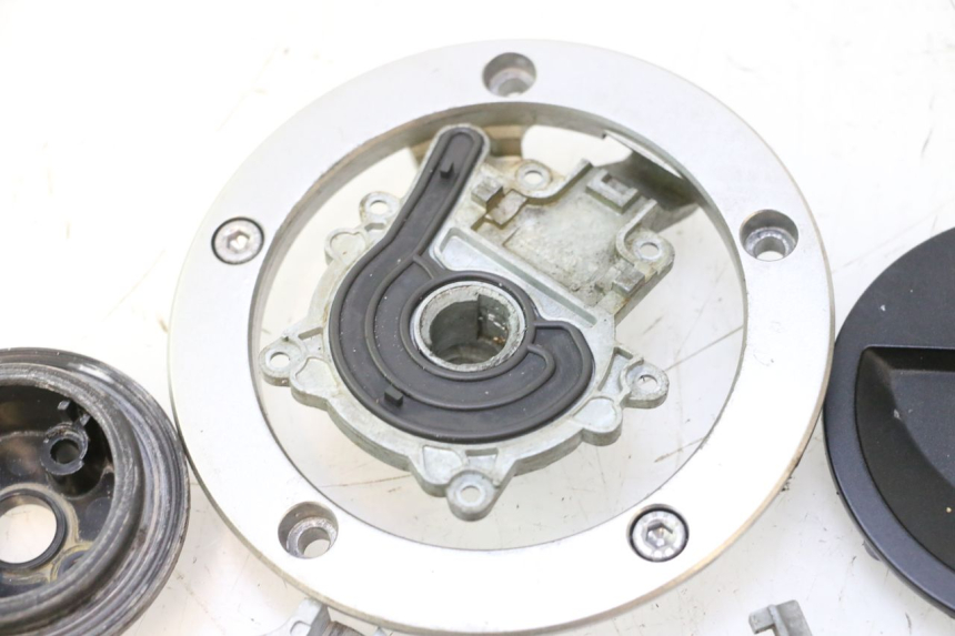 photo de TANKDECKEL KAWASAKI ER-6 ER6 N 650 (2005 - 2009) - Charakteristische Merkmale
