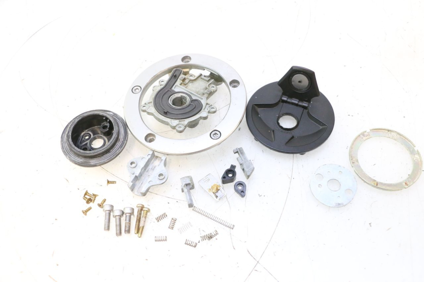 photo de TANKDECKEL KAWASAKI ER-6 ER6 N 650 (2005 - 2009) - Zoom auf Komponenten