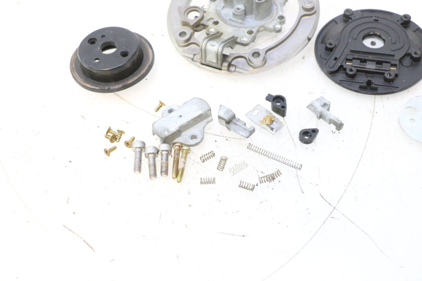 photo de TANKDECKEL KAWASAKI ER-6 ER6 N 650 (2005 - 2009) - Zoom auf Gebrauchszustand