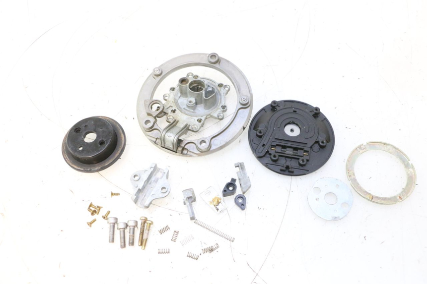 photo de TANKDECKEL KAWASAKI ER-6 ER6 N 650 (2005 - 2009) - Technische Nahaufnahme