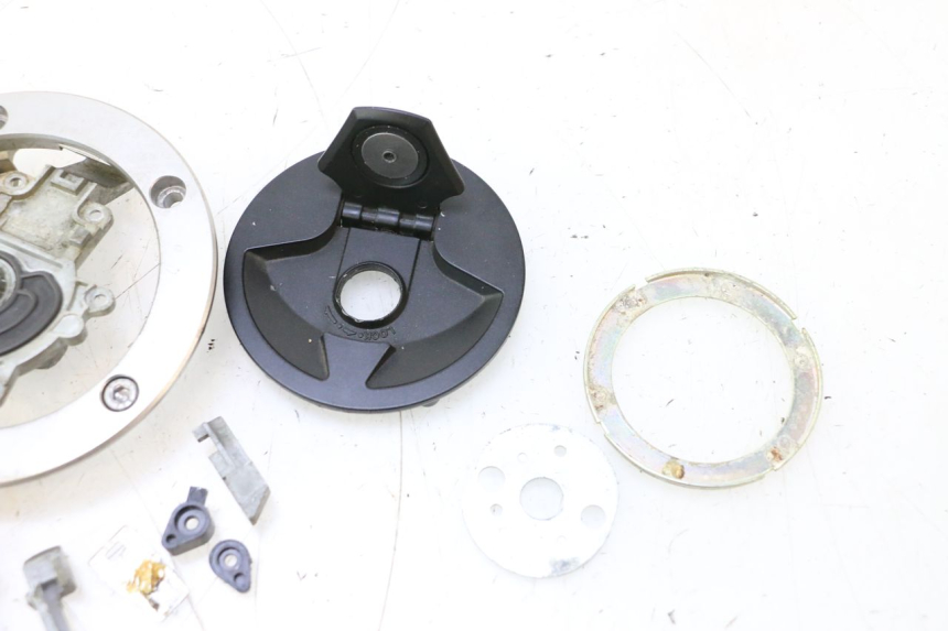 photo de TANKDECKEL KAWASAKI ER-6 ER6 N 650 (2005 - 2009) - Kennzeichnungen und Originalreferenzen
