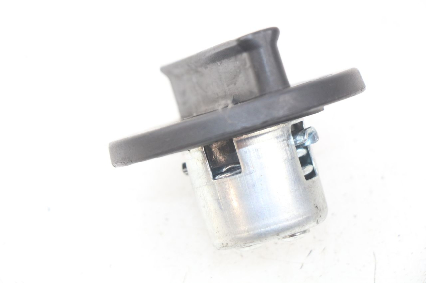 photo de TANKDECKEL JM MOTORS F45i 4T 50 (2020 - 2023) - Zoom auf Gebrauchszustand