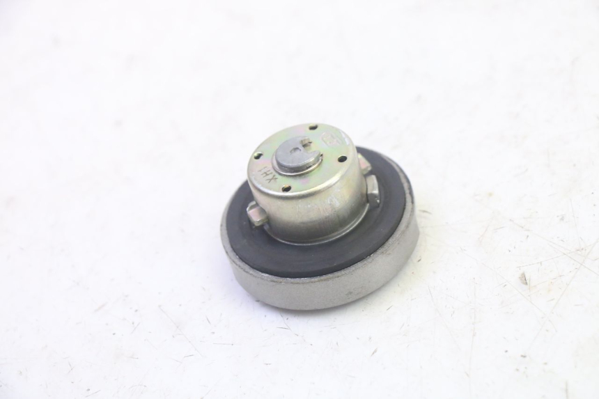 photo de TANKDECKEL KRAFTSTOFF SYM FIDDLE 3 III 125 (2014 - 2020) - Technische Nahaufnahme