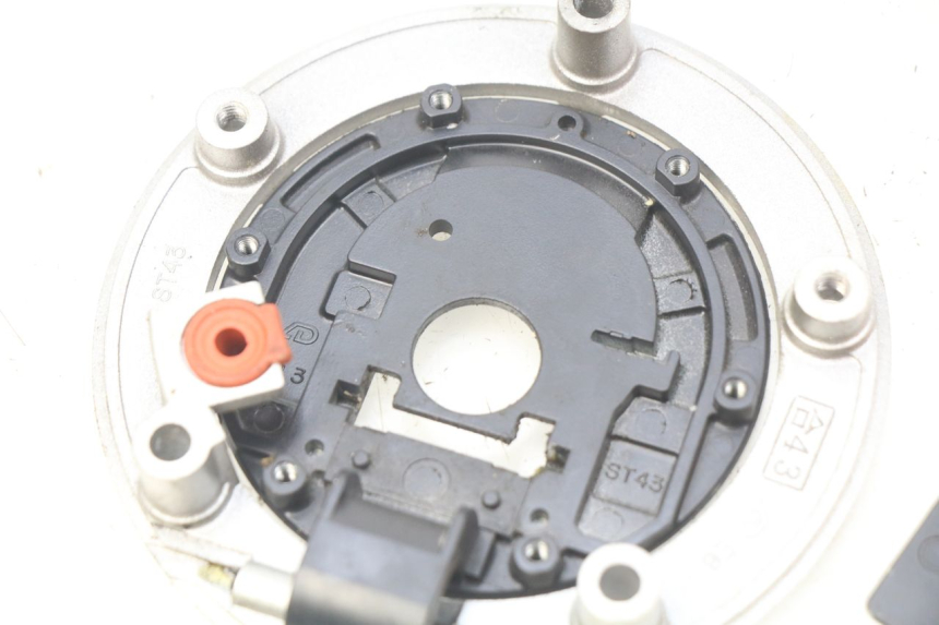 photo de TANKDECKEL KRAFTSTOFF SUZUKI GSX-R GSXR 750 (2011 - 2016) - Zoom auf Gebrauchszustand