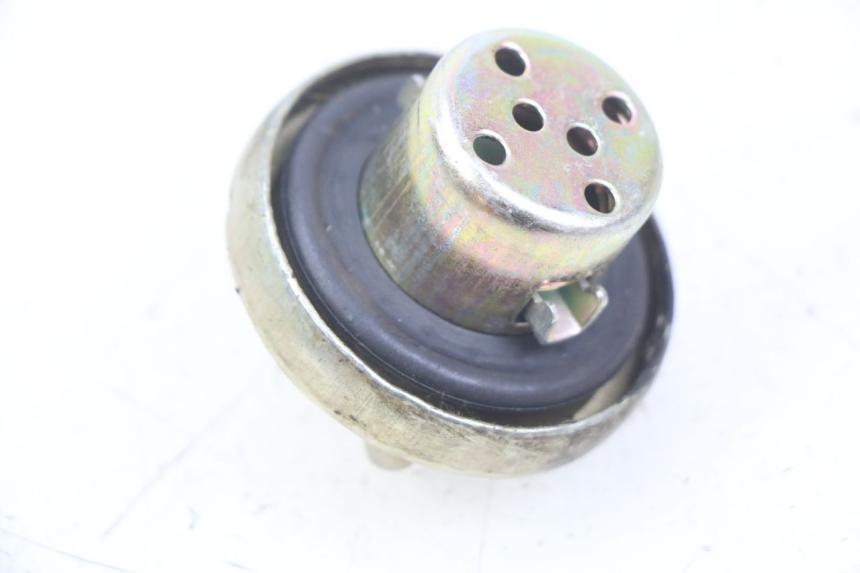 photo de TANKDECKEL KRAFTSTOFF REVATTO IMPERATOR 125 (2007 - 2015) - Detailansicht des Bauteils