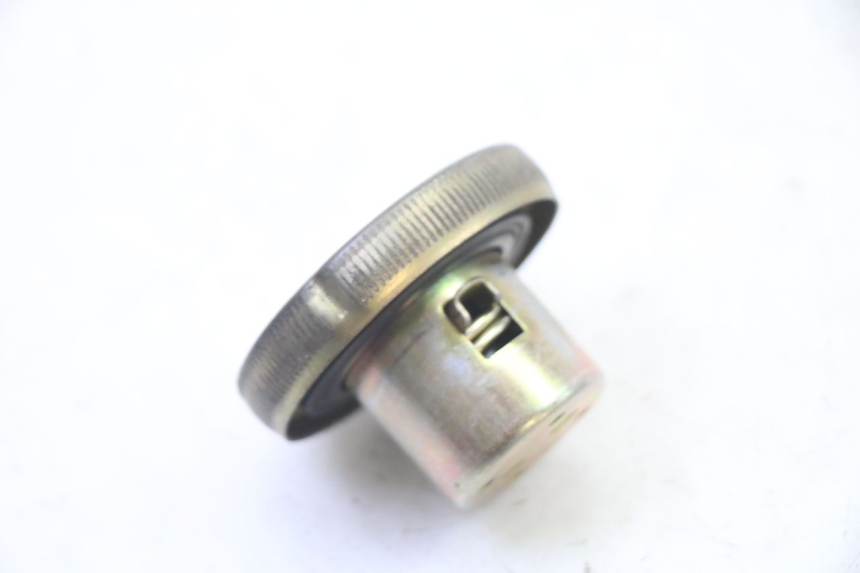 photo de TANKDECKEL KRAFTSTOFF SYM JET 14 4T 50 (2018 - 2022) - Zoom auf Gebrauchszustand