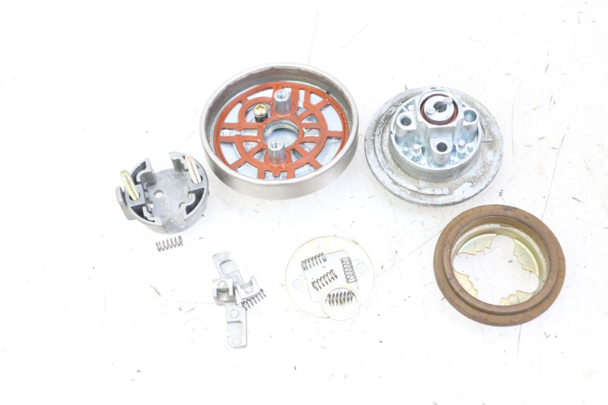 photo de TANKDECKEL KEEWAY K-LIGHT KLIGHT 125 (2018 - 2025) - Zoom auf Gebrauchszustand