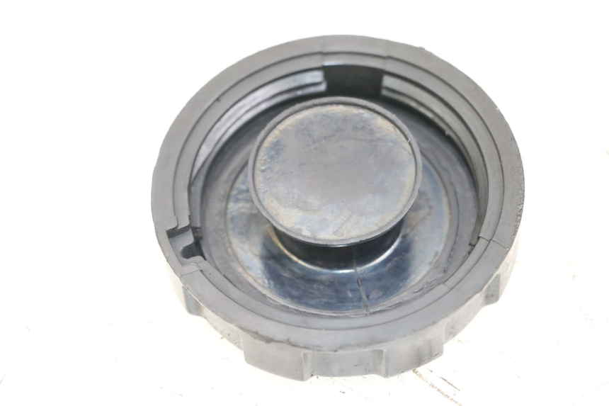 photo de TANKDECKEL KRAFTSTOFF PEUGEOT KISBEE 2T 50 (2018 - 2022) - Detailansicht des Bauteils