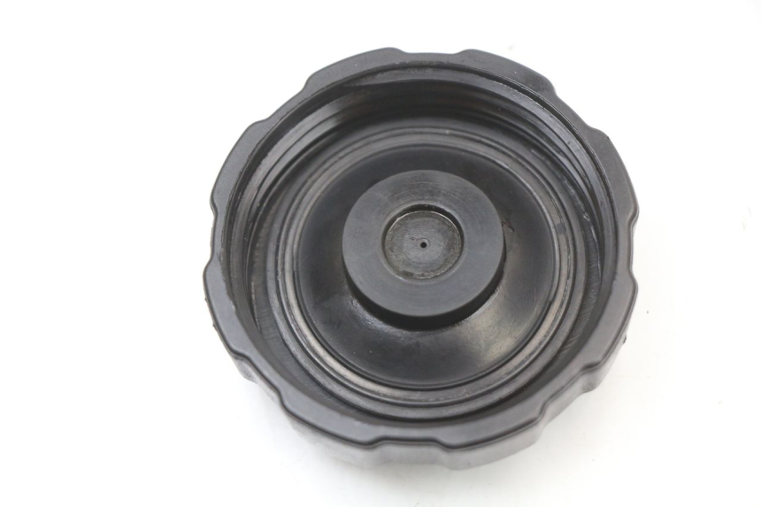 photo de TANKDECKEL KRAFTSTOFF PEUGEOT LUDIX 50 (2008 - 2017) - Zoom auf Gebrauchszustand