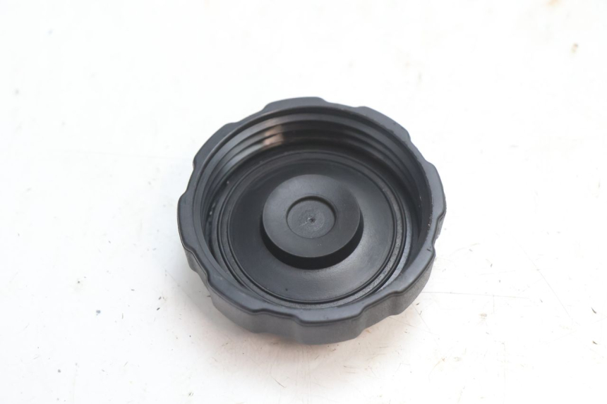 photo de TANKDECKEL PEUGEOT LUDIX ONE 50 (2004 - 2013) - Zoom auf Gebrauchszustand