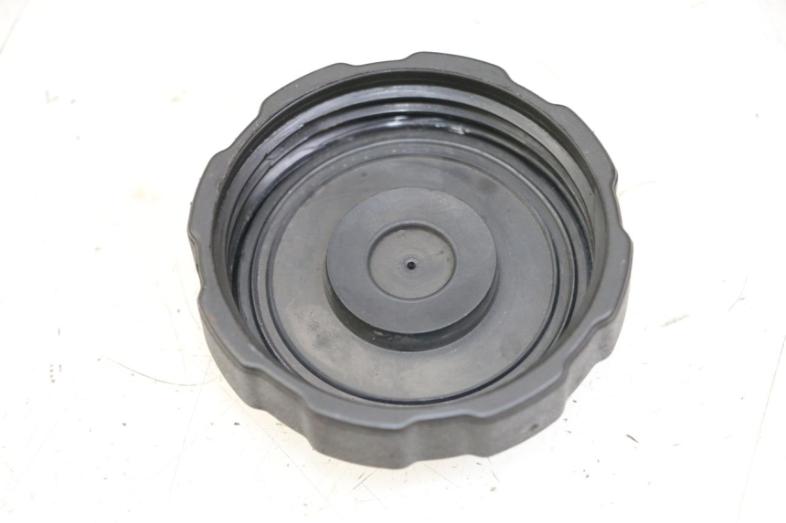 photo de TANKDECKEL PEUGEOT SATELIS COMPRESSOR K15 125 (2006 - 2009) - Detailansicht des Bauteils