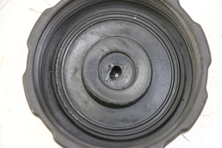 photo de TANKDECKEL KRAFTSTOFF PEUGEOT TKR TREKKER FURIOUS 50 (2005 - 2014) - Detailansicht des Bauteils