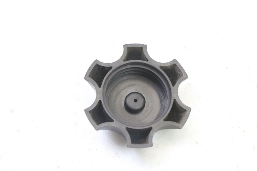 photo de TANKDECKEL KRAFTSTOFF APOLLO RFZ 125 - Zoom auf Gebrauchszustand