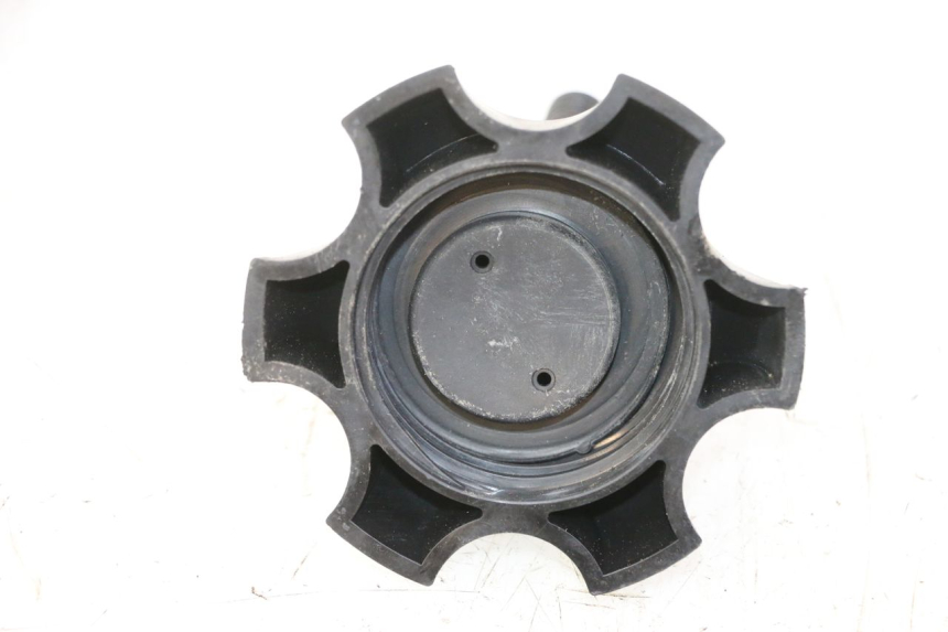 photo de TANKDECKEL KRAFTSTOFF APOLLO RFZ 125 - Zoom auf Gebrauchszustand