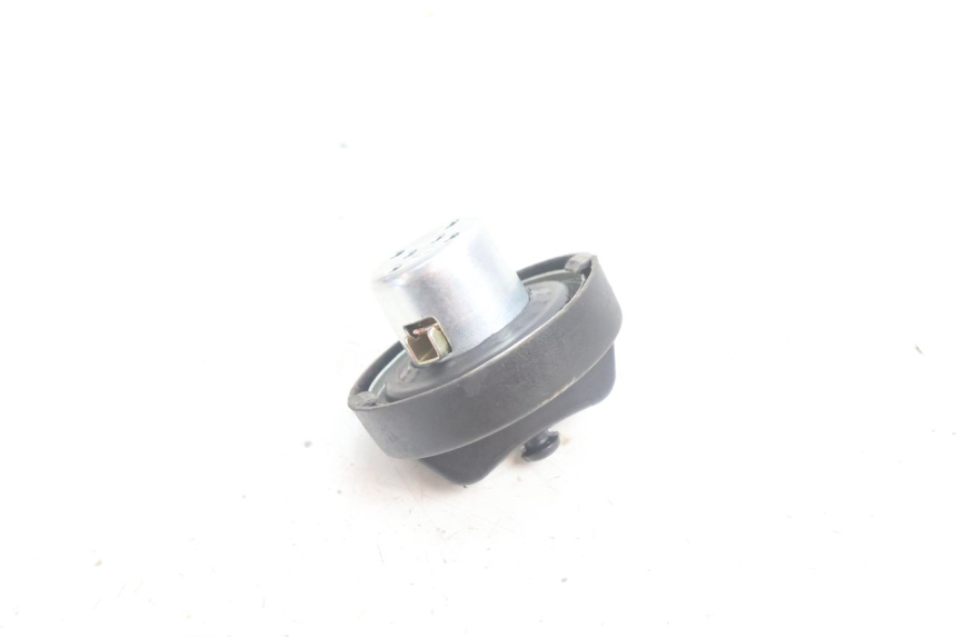 photo de TANKDECKEL JM MOTORS SANTANA EVO 50 (2024 - 2026) - Alternative Perspektive