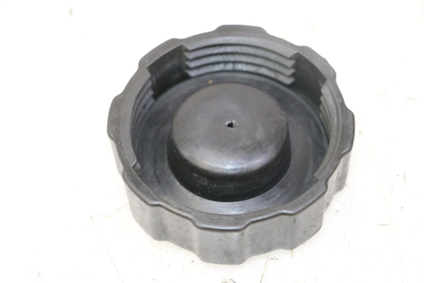 photo de TANKDECKEL PEUGEOT SATELIS 125 (2013 - 2018) - Detailansicht des Bauteils