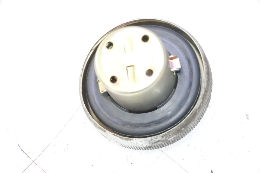 photo de TANKDECKEL HONDA SH 125 (2001 - 2003) - Detailansicht des Bauteils
