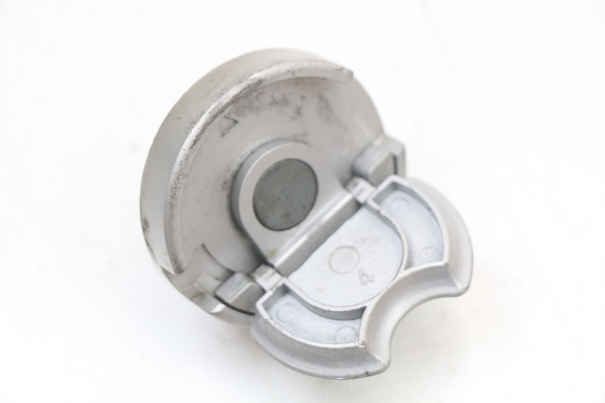 photo de TANKDECKEL KYMCO SUPER 8 4T 50 (2021 - 2024) - Zoom auf Gebrauchszustand