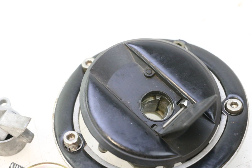 photo de TANKDECKEL SUZUKI SV S 650 (2003 - 2009) - Detailansicht des Bauteils