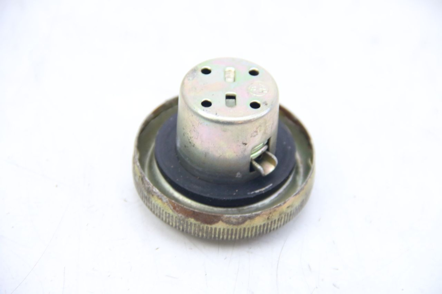 photo de TANKDECKEL KRAFTSTOFF PEUGEOT TWEET 4T 50 (2010 - 2014) - Detailansicht des Bauteils