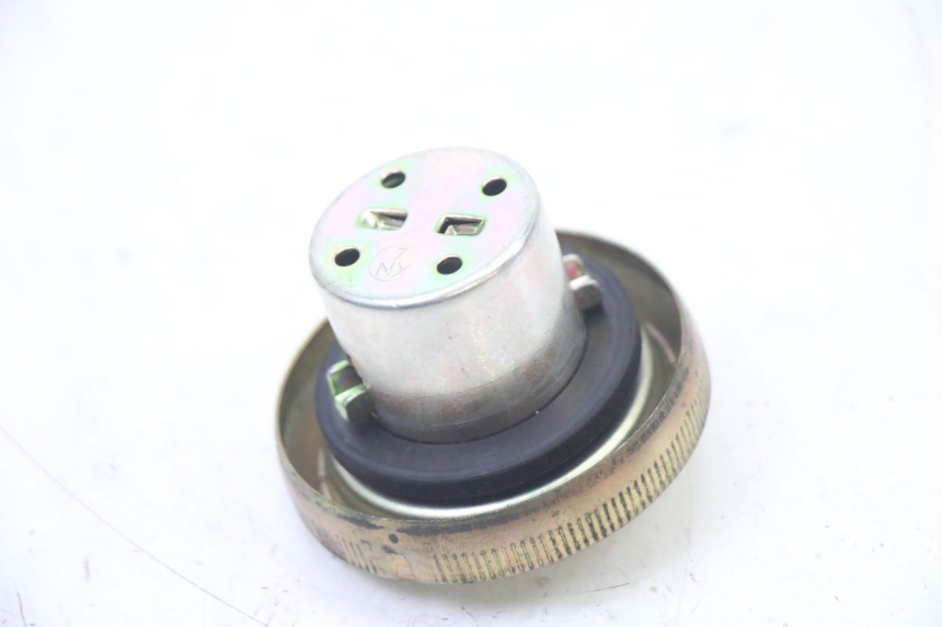 photo de TANKDECKEL KRAFTSTOFF PEUGEOT TWEET 4T 50 (2018 - 2022) - Zoom auf Gebrauchszustand