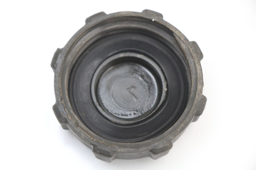 photo de TANKDECKEL KRAFTSTOFF PIAGGIO VESPA S 2T 50 (2007 - 2014) - Detailansicht des Bauteils