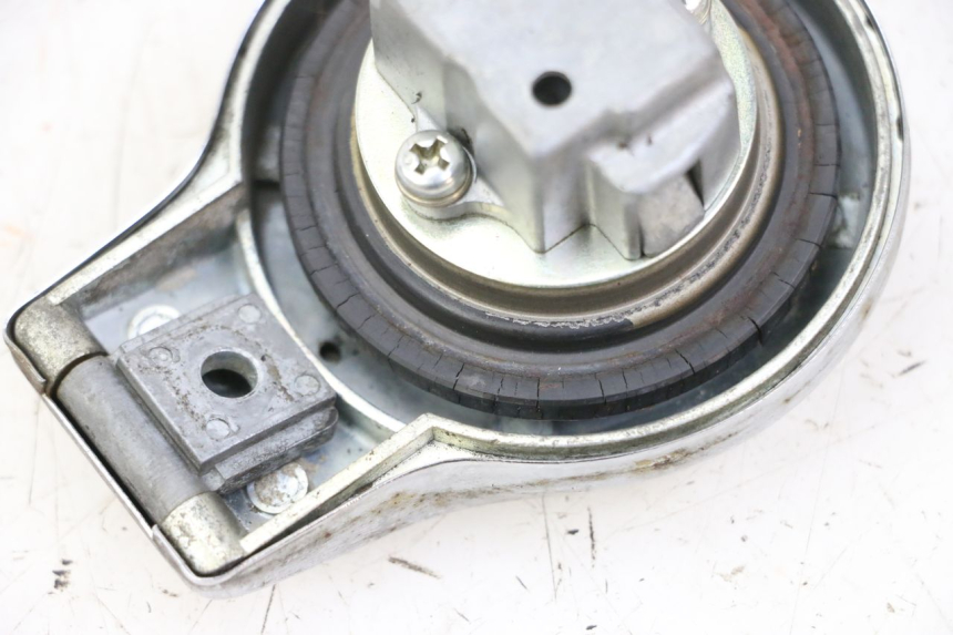 photo de TANKDECKEL YAMAHA SR 125 (1982 - 2003) - Technische Nahaufnahme