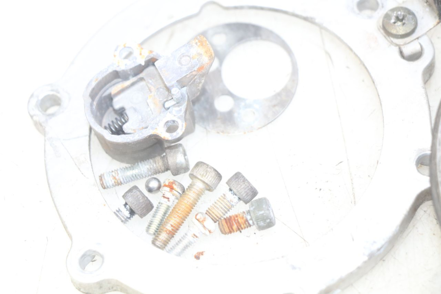 photo de TANKDECKEL KRAFTSTOFF YAMAHA YZF R1 1000 (2007 - 2008) - Details der Befestigungspunkte