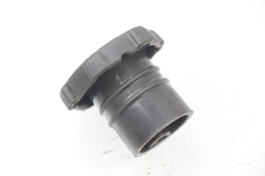 photo de ÖLBEHäLTERDECKEL PIAGGIO FLY 2T 50 (2004 - 2017) - Zoom auf Gebrauchszustand