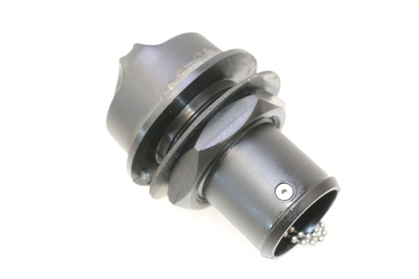 photo de ÖLTANKDECKEL YAMAHA WAVE RUNNER GP R 1200 (2000 - 2003) - Detailansicht des Bauteils