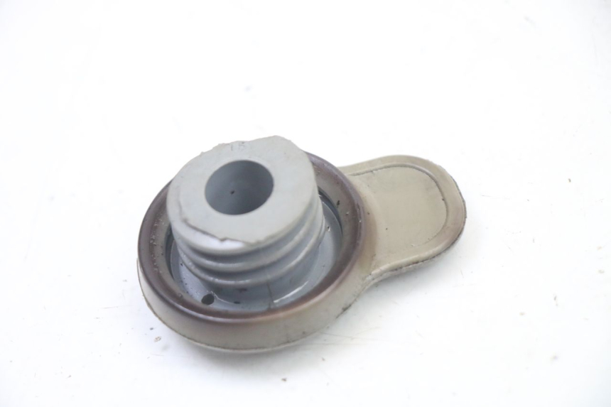 photo de ÖLTANKDECKEL YAMAHA TZR 50 (2008 - 2016) - Zoom auf Gebrauchszustand