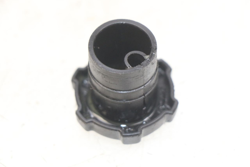 photo de ÖLBEHäLTERDECKEL PIAGGIO ZIP 2T 50 (2009 - 2019) - Zoom auf Gebrauchszustand