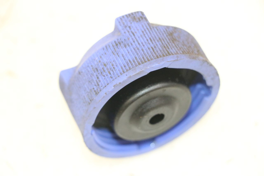 photo de KÜHLWASSERDECKEL PEUGEOT ELYSTAR 125 (2002 - 2007) - Zoom auf Gebrauchszustand