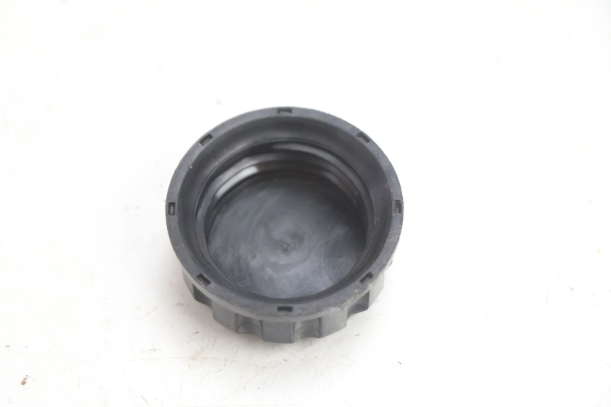 photo de KÜHLWASSERDECKEL KAWASAKI ER-6 ER6 N 650 (2005 - 2009) - Zoom auf Gebrauchszustand
