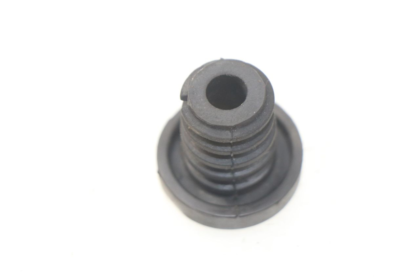 photo de KÜHLWASSERDECKEL SUZUKI GSX-R GSXR 600 (2001 - 2003) - Detailansicht des Bauteils