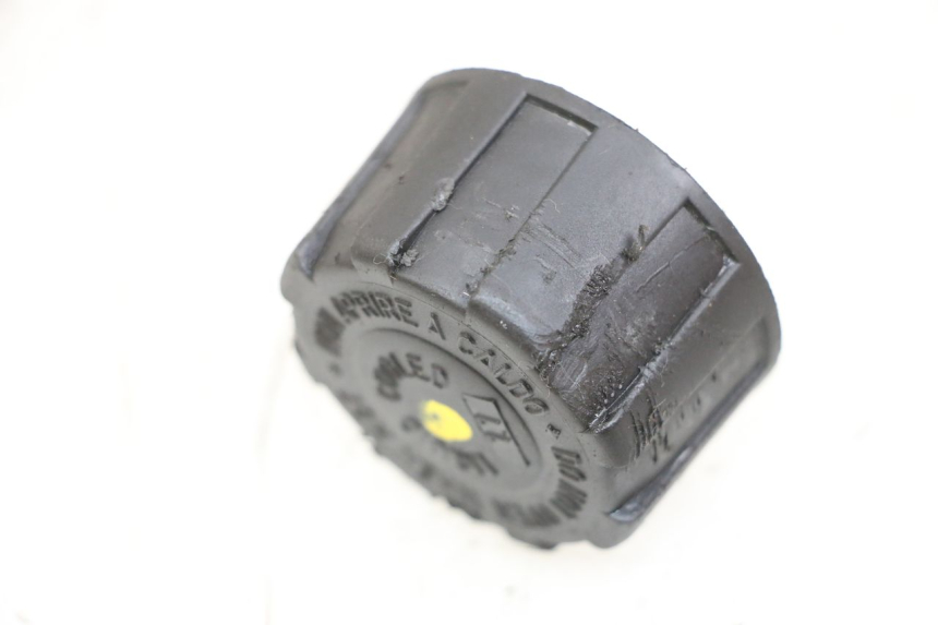 photo de AUSDEHNUNGSBEHÄLTERDECKEL PIAGGIO MP3 LT 400 (2007 - 2012) - Zoom auf Gebrauchszustand