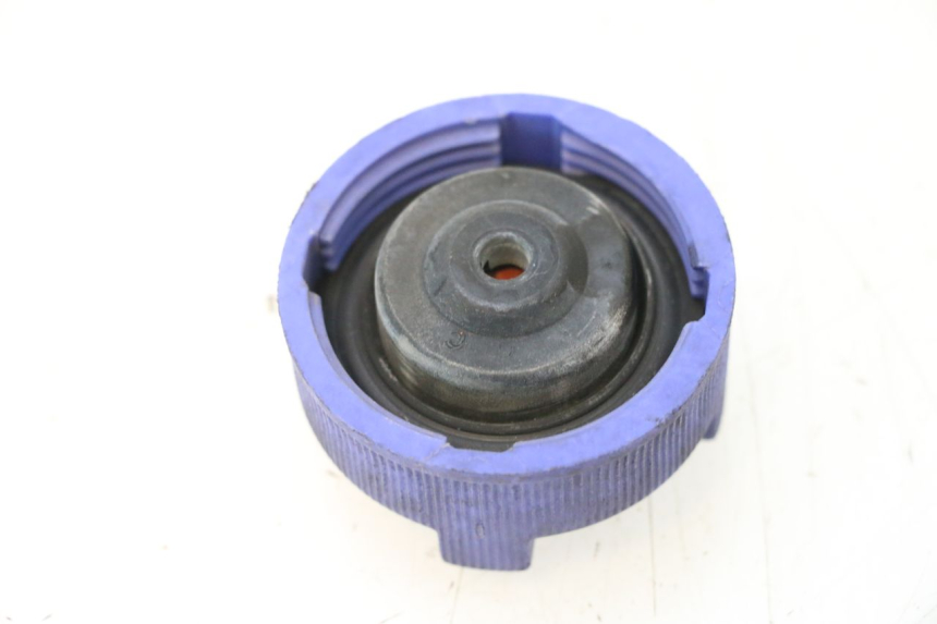 photo de KÜHLWASSERDECKEL PEUGEOT SATELIS COMPRESSOR K15 125 (2006 - 2009) - Zoom auf Gebrauchszustand